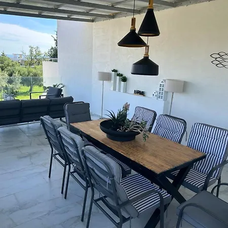 Stork Apartman *