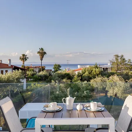 Stork * חניוטי