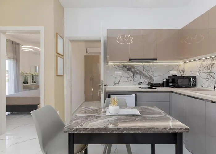 Apartment Stork